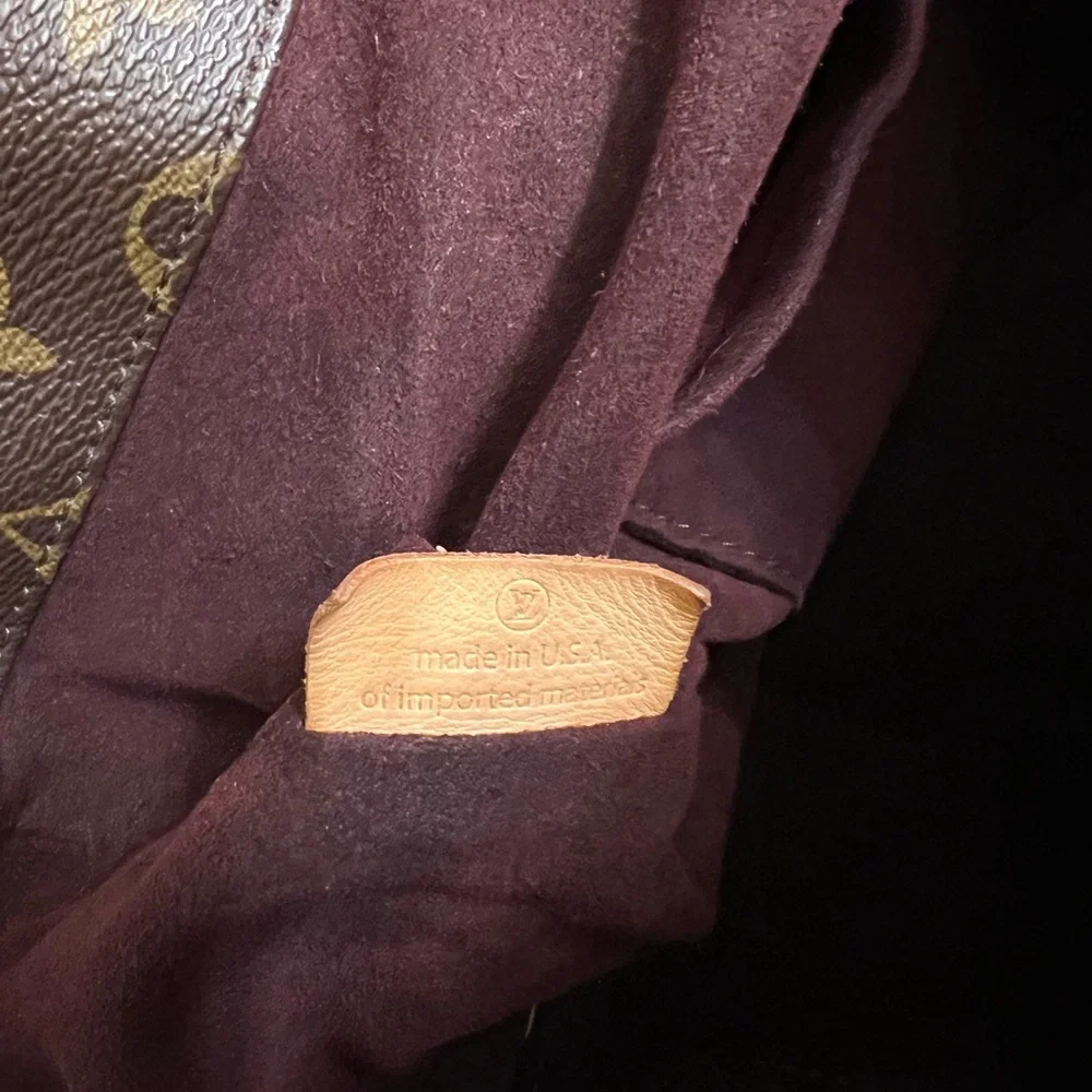 Louis Vuitton Melie Bag - Picture 7 of 8